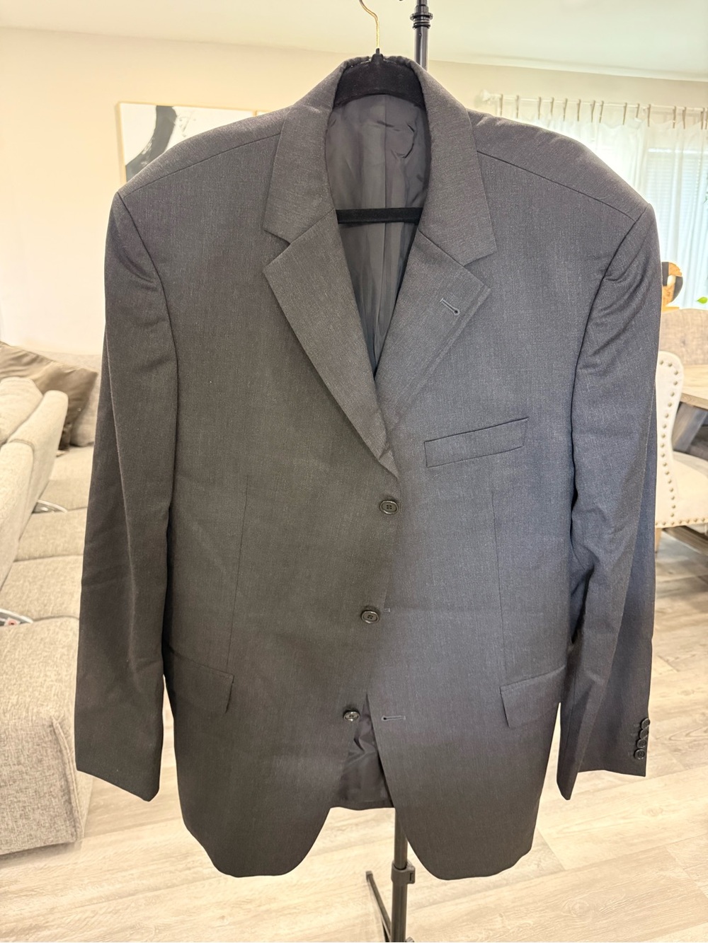 Hugo Boss Men's Dark Gray Single-Breast Suit Jacket